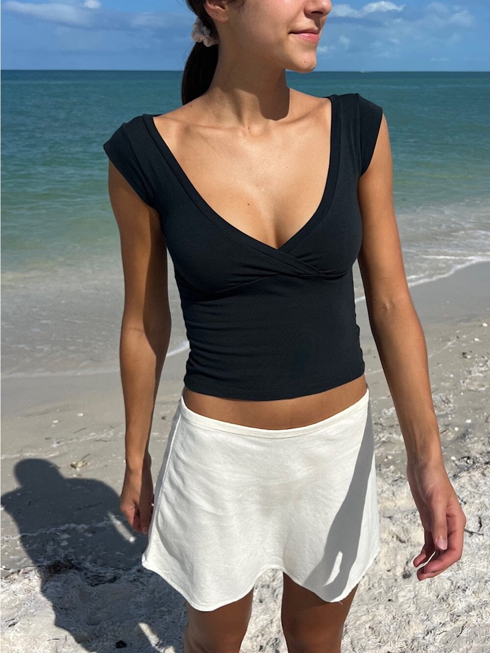 Brandy Melville Black V-Neck Cap Sleeve Crop Top